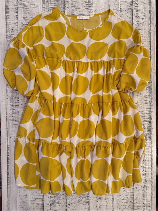les femme Dresses & Skirts - Women's Yellow Polka Tiered Smock Dress